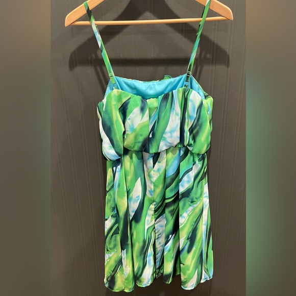 IZBYER sun dress adjustable Large stretch NWOT vacation cruise travel mini - Picture 2 of 8